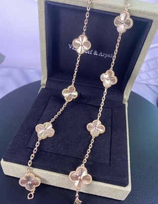 10 Motifs VCA 18k Gold Necklaces Van Cleef & Arpels Vintage Alhambra Necklaces